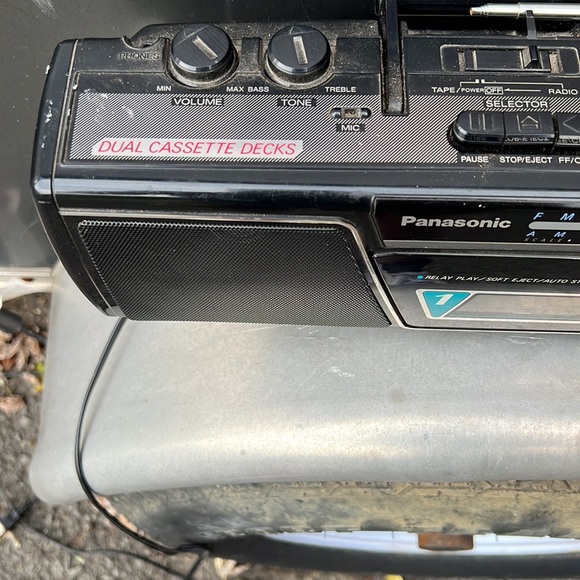 Cassette tape player and much more. Panasonic. Black. Throwback to 80’s and 90s - Picture 2 of 7
